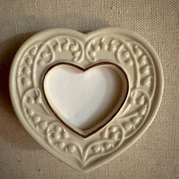 Lenox Wedding Promises small heart frames. Set of 2 NWOT - Picture 3 of 7